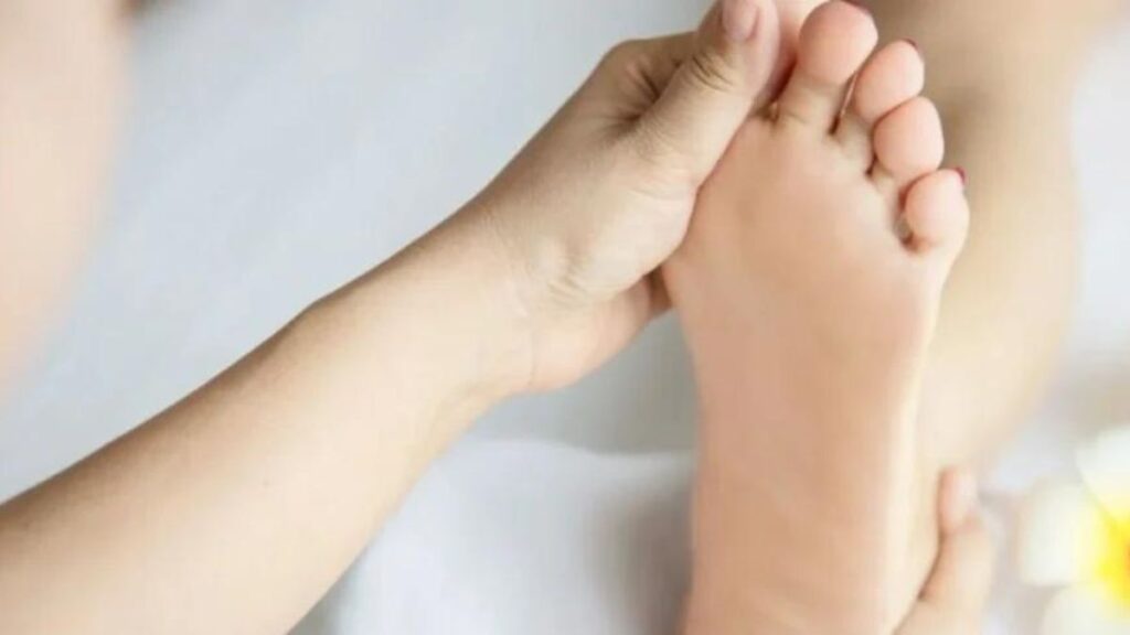 Comprehensive Guide to Understanding Esfeet: Types, Symptoms, Causes, and Treatments